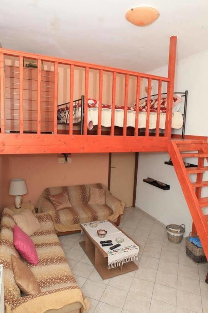 Villa Ariadni Sellia  Luaran gambar
